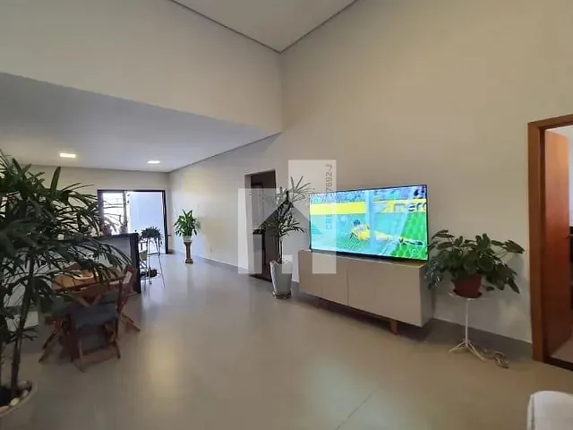Casa com 250m² 3 quartos e 1 banheiro, à venda, no bairro Centro (Jacaré) em Cabreúva