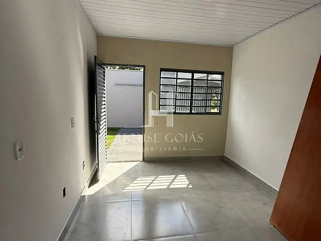 Casa com 225m² 2 quartos e 1 banheiro, à venda, no bairro Residencial Planalto em Goianira