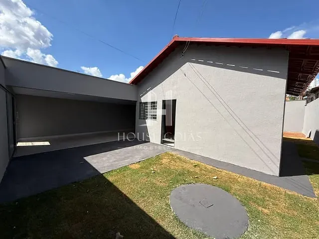Casa com 225m² 2 quartos e 1 banheiro, à venda, no bairro Residencial Planalto em Goianira