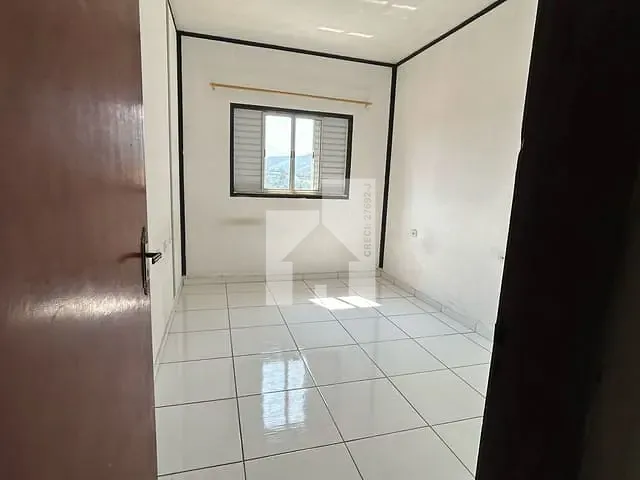 Casa com 150m² 3 quartos e 2 banheiros, à venda, no bairro Laranjeiras em Caieiras