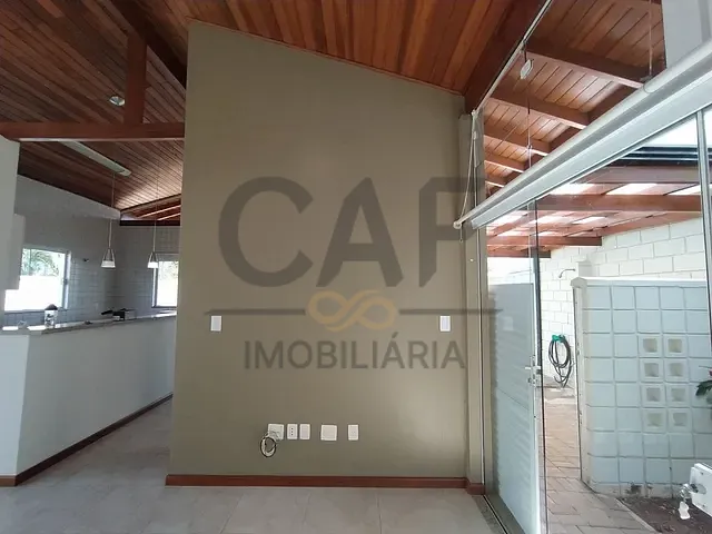 Casa com 450m² 3 quartos e 3 banheiros, à venda, no bairro Condomínio Nova Holanda em Holambra