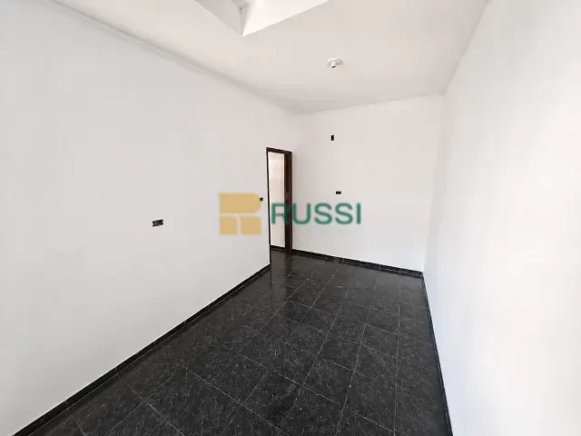 Casa 5 quartos e 3 banheiros, à venda, no bairro Jardim Ismênia em São José dos Campos