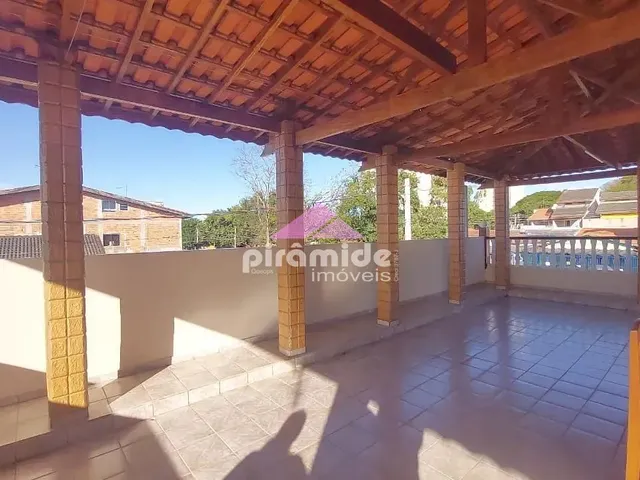 Casa com 325m² 3 quartos e 4 banheiros, à venda, no bairro Jardim Ismênia em São José Dos Campos
