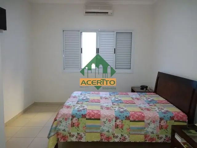 Casa com 660m² 3 quartos e 3 banheiros, à venda, no bairro Ipanema em Araçatuba