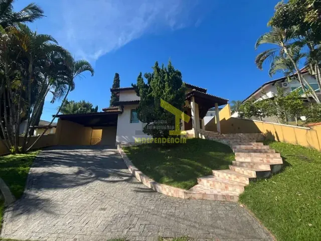 Casa com 600m² 3 quartos e 4 banheiros, à venda, no bairro Jardim do Golf I em Jandira