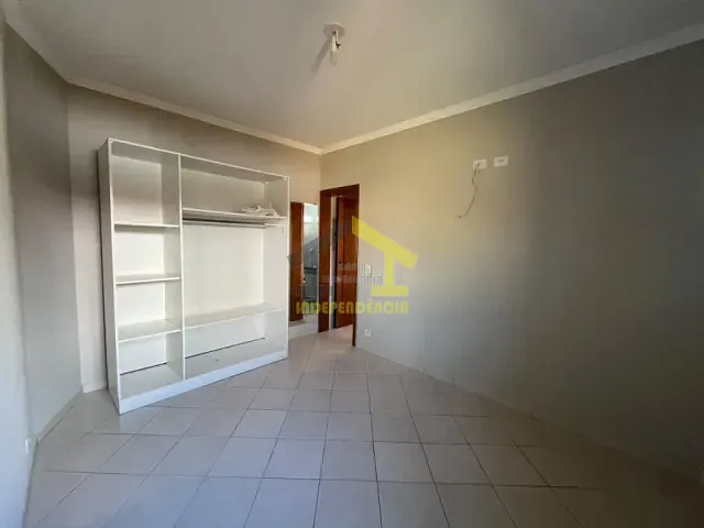 Casa com 600m² 3 quartos e 4 banheiros, à venda, no bairro Jardim do Golf I em Jandira