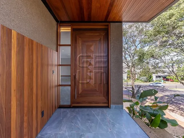 Casa com 506m² 5 quartos e 7 banheiros, à venda, no bairro Esperança em Londrina