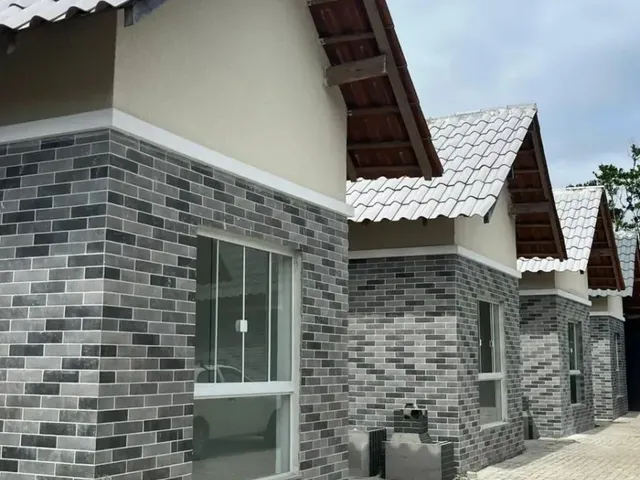 Casa 3 quartos e 3 banheiros, à venda, no bairro Praia Grande em Matinhos