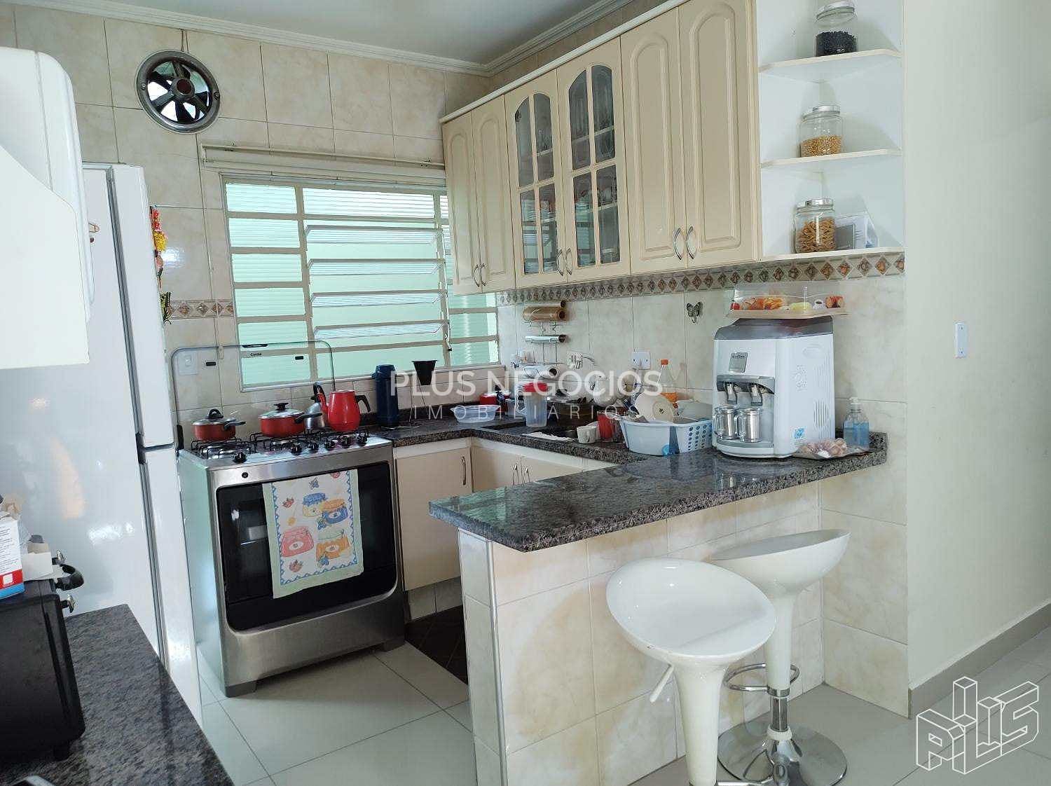 Casa à venda com 3 quartos, 230m² - Foto 17