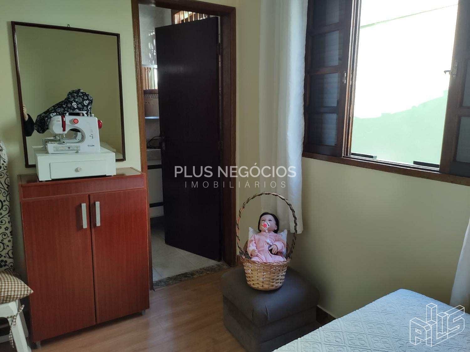 Casa à venda com 3 quartos, 230m² - Foto 24