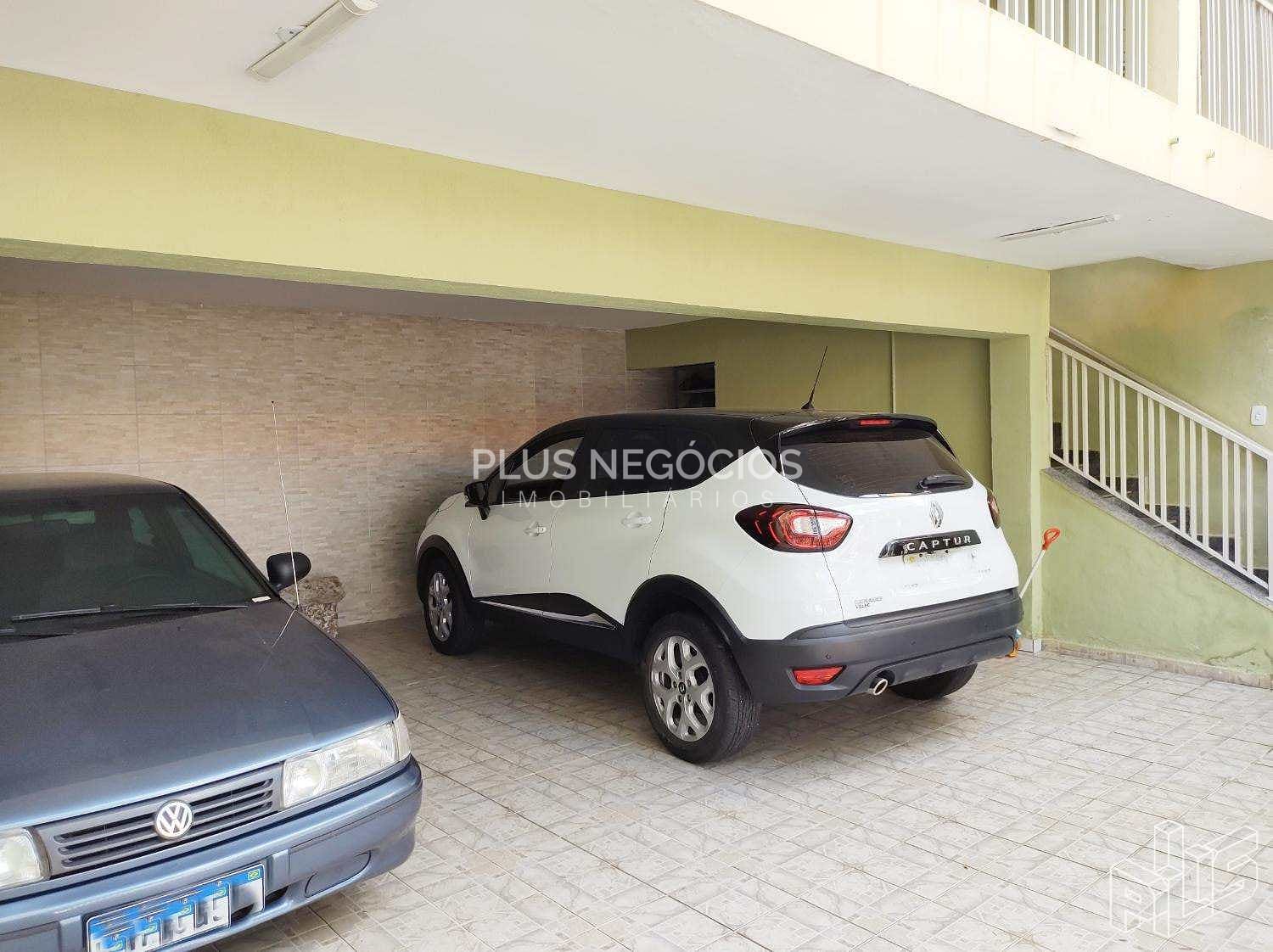 Casa à venda com 3 quartos, 230m² - Foto 3
