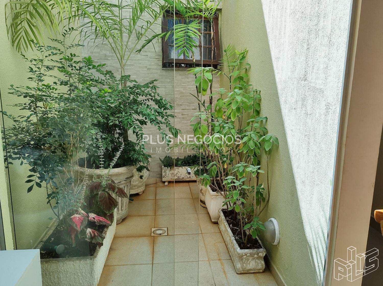 Casa à venda com 3 quartos, 230m² - Foto 13