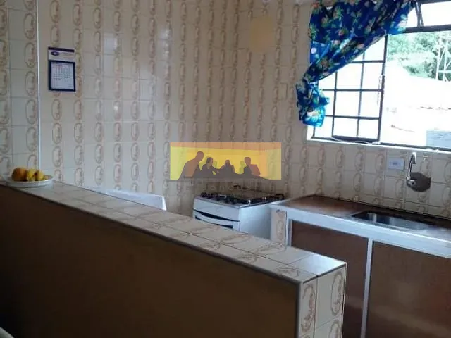 Casa com 420m² 3 quartos e 2 banheiros, à venda, no bairro Vila Santa Isabel em Campinas