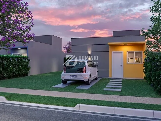 Casa 2 quartos e 1 banheiro, à venda, no bairro Parque das Aroeiras em Uberaba