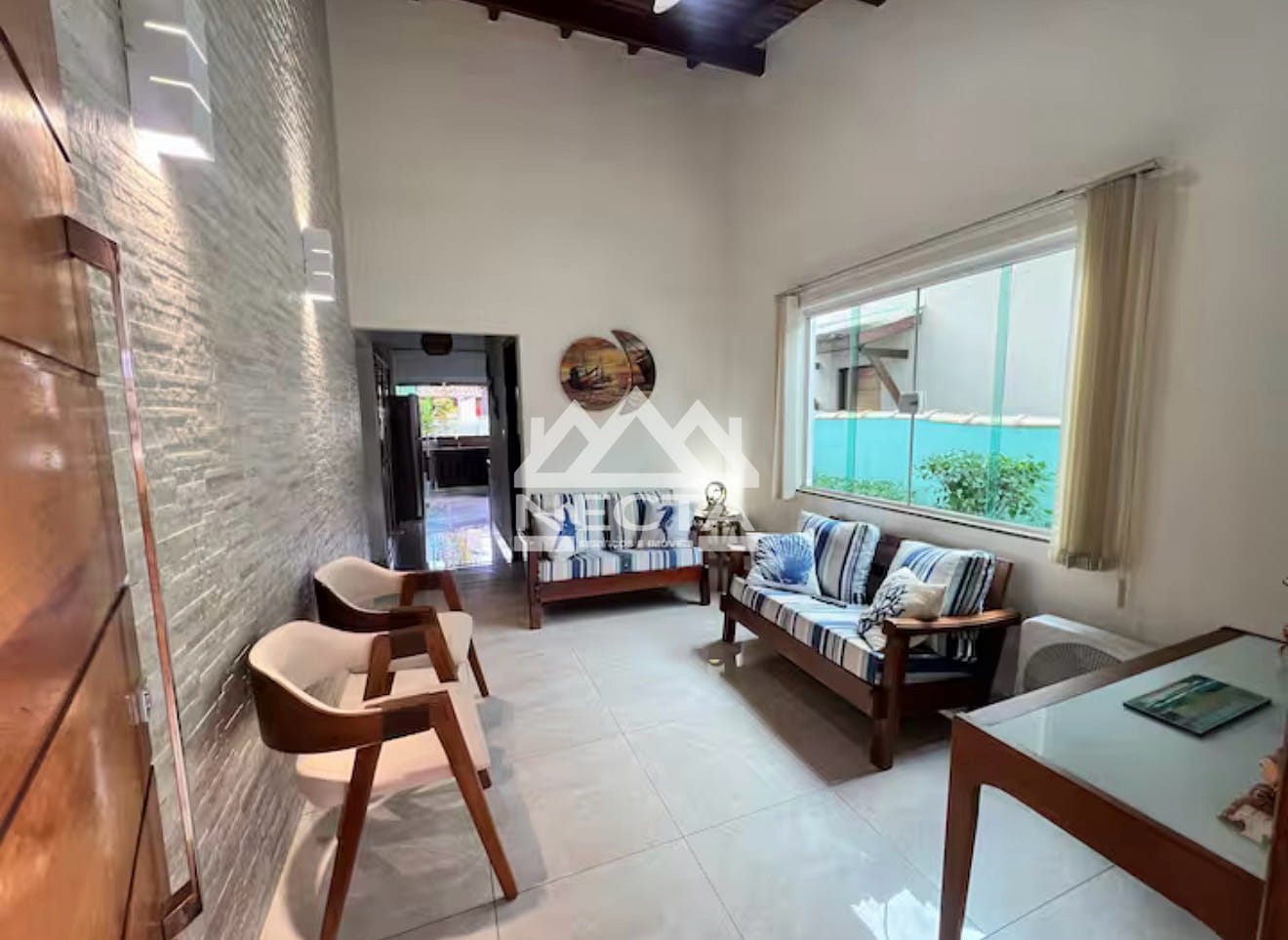 Casa, 3 quartos, 114 m² - Foto 1