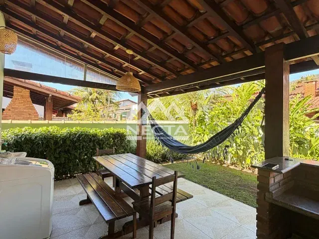Casa com 549m² 3 quartos e 2 banheiros, à venda, no bairro Enseada em São Sebastião
