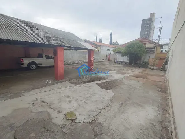 Casa com 444m² 3 quartos e 1 banheiro, à venda, no bairro Centro em Indaiatuba