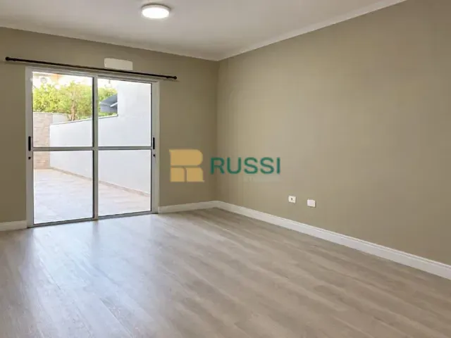 Casa com 140m² 2 quartos e 2 banheiros, à venda, no bairro Villa Branca em Jacareí