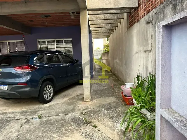 Casa com 210m² 4 quartos e 3 banheiros, à venda, no bairro Vila Yara em Osasco
