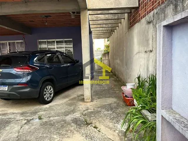 Casa com 210m² 4 quartos e 3 banheiros, à venda, no bairro Vila Yara em Osasco