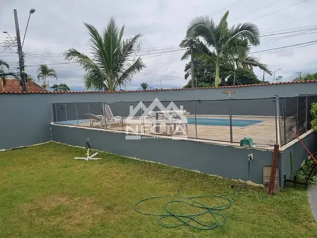 Casa com 479m² 3 quartos e 2 banheiros, à venda, no bairro Pontal de Santa Marina em Caraguatatuba