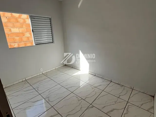 Casa 2 quartos e 1 banheiro, à venda, no bairro Residencial Ilha de Marajó III em Uberaba