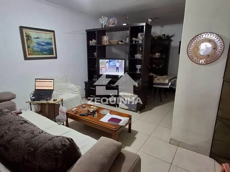 Casa, 4 quartos, 10 m² - Foto 1