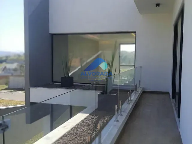 Casa com 472m² 4 quartos e 2 banheiros, à venda, no bairro Condomínio Residencial Alphaville II em São José dos Campos