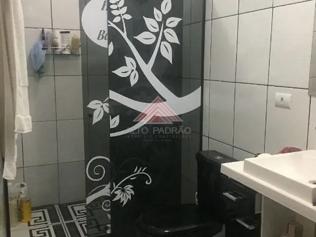 Casa com 270m² 4 quartos e 3 banheiros, à venda, no bairro Vila Guarani em Mauá