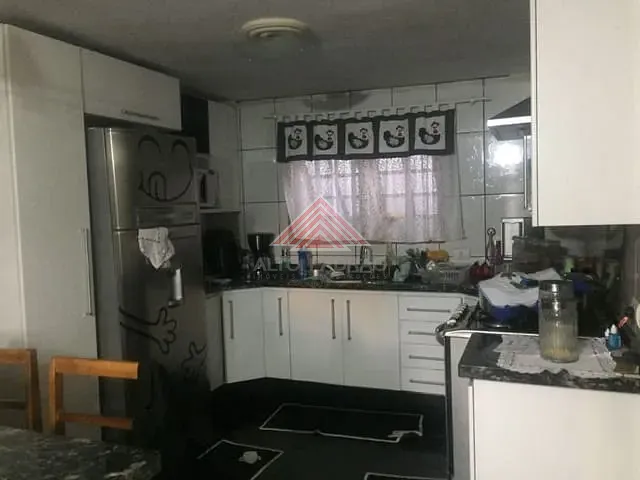Casa com 270m² 4 quartos e 3 banheiros, à venda, no bairro Vila Guarani em Mauá
