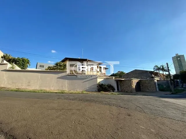 Casa com 788m² 6 quartos e 6 banheiros, à venda, no bairro Jardim Chapadão em Campinas