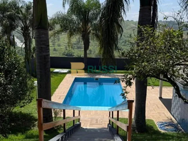 Casa com 1000m² 3 quartos e 4 banheiros, à venda, no bairro Condomínio Residencial Mirante do Vale em Jacareí