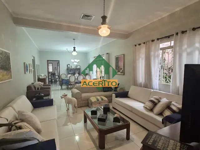 Casa com 420m² 3 quartos e 3 banheiros, à venda, no bairro Vila Mendonça em Araçatuba