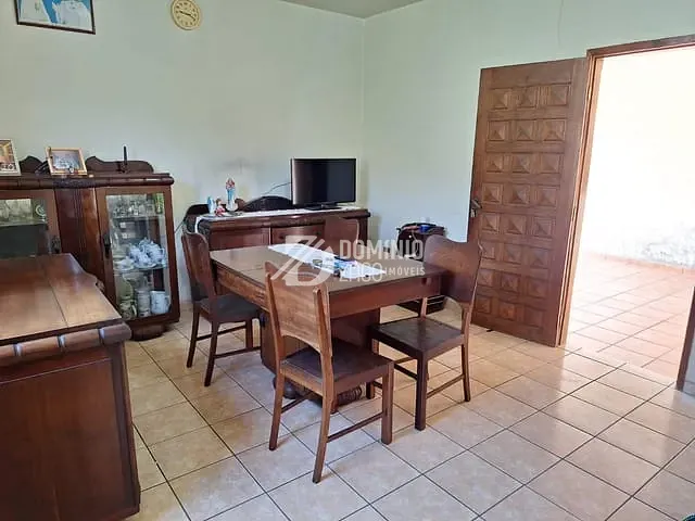 Casa 3 quartos e 2 banheiros, à venda, no bairro Estados Unidos em Uberaba