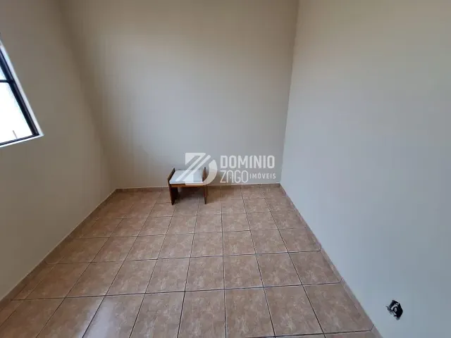 Casa 3 quartos e 2 banheiros, à venda, no bairro Estados Unidos em Uberaba