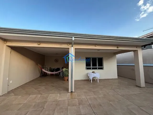 Casa com 392m² 3 quartos e 2 banheiros, à venda, no bairro Jardim Itamaracá em Indaiatuba