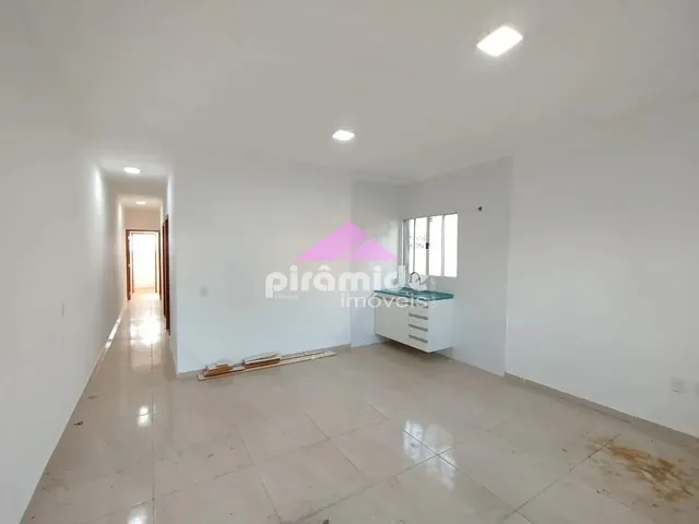 Casa com 140m² 3 quartos e 2 banheiros, à venda, no bairro Jardim São Leopoldo em São José Dos Campos