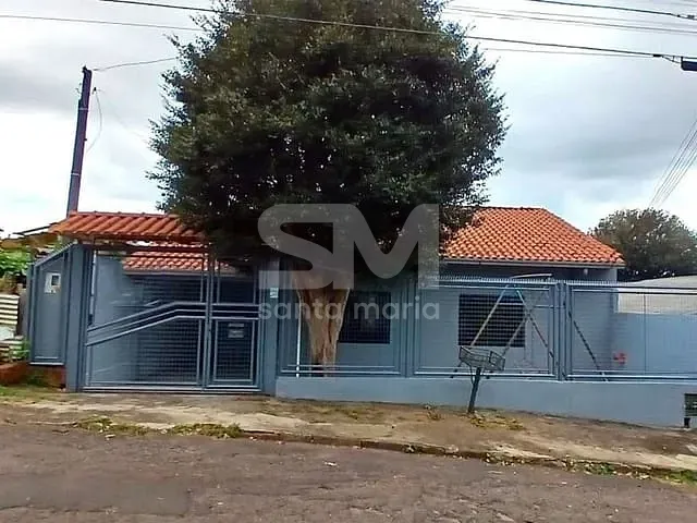 Casa 3 quartos e 2 banheiros, à venda, no bairro Parque das Palmeiras em Chapecó