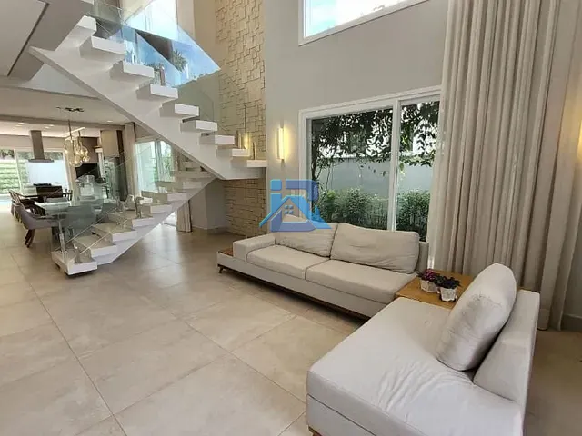 Casa com 510m² 4 quartos e 1 banheiro, à venda, no bairro Reserva Santa Rosa em Itatiba