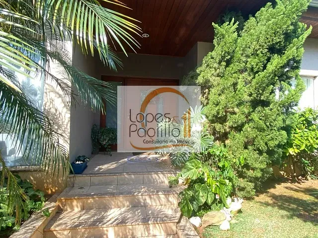 Casa com 810m² 3 quartos e 4 banheiros, à venda, no bairro Vila Santista em Atibaia