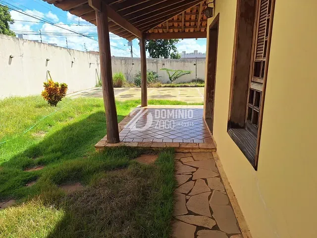 Casa 4 quartos e 7 banheiros, à venda, no bairro Santa Maria em Uberaba