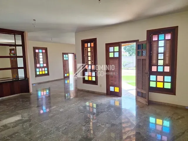 Casa 4 quartos e 7 banheiros, à venda, no bairro Santa Maria em Uberaba