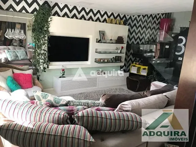 Casa com 462m² 3 quartos e 5 banheiros, à venda ou para alugar, no bairro Estrela em Ponta Grossa