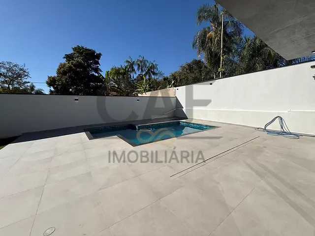 Casa com 580m² 3 quartos e 3 banheiros, à venda, no bairro Condomínio Ana Helena em Jaguariúna