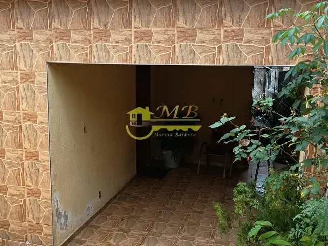 Casa com 250m² 3 quartos e 2 banheiros, à venda, no bairro Jardim Cristina em Campinas