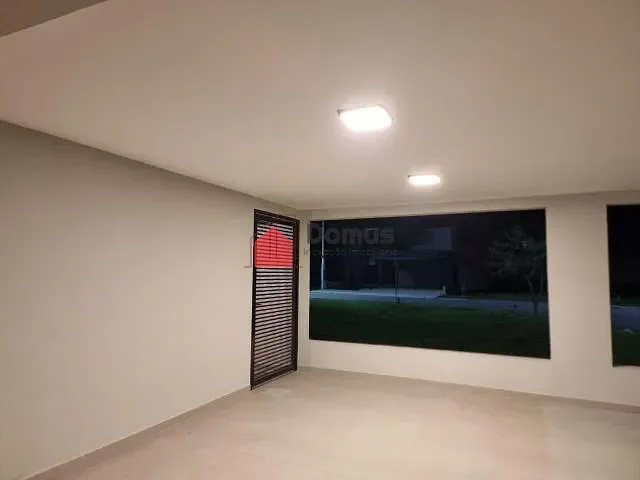 Casa com 264m² 3 quartos e 1 banheiro, à venda, no bairro Vila Nossa Senhora Auxiliadora em Tremembé