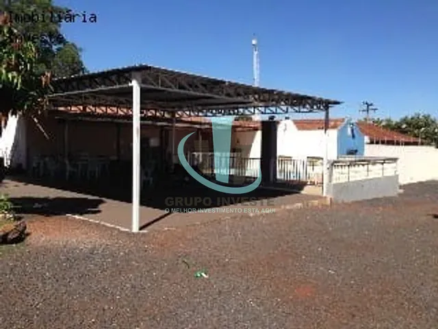 Ponto com 15315m², à venda, no bairro Vila Melhado em Araraquara
