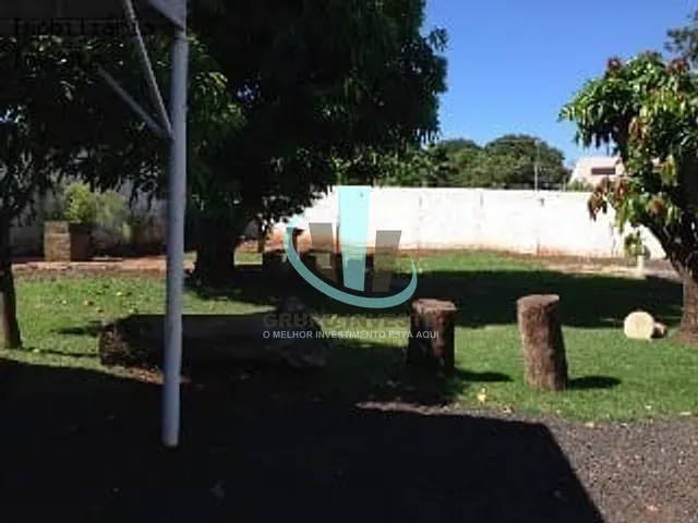 Ponto com 15315m², à venda, no bairro Vila Melhado em Araraquara
