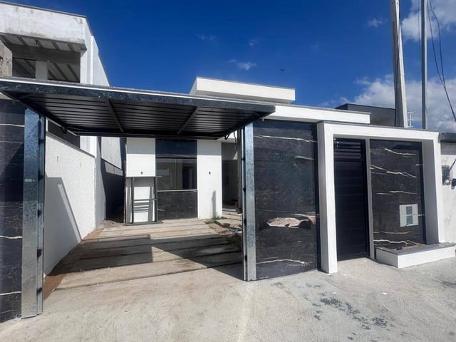 Casa 2 quartos e 3 banheiros, à venda, no bairro Fazenda Santo Antônio em Campos dos Goytacazes