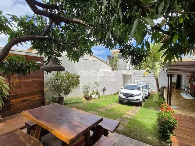 Casa com 300m² 3 quartos e 4 banheiros, à venda, no bairro Planalto em Belo Horizonte